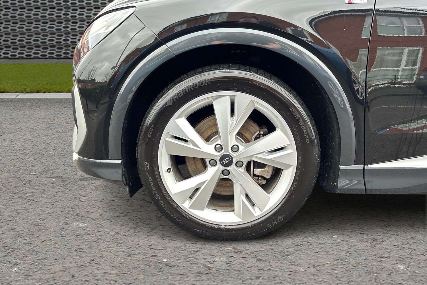 Used Audi Q4 e-tron 2025 for sale - 76929075: Photo 11