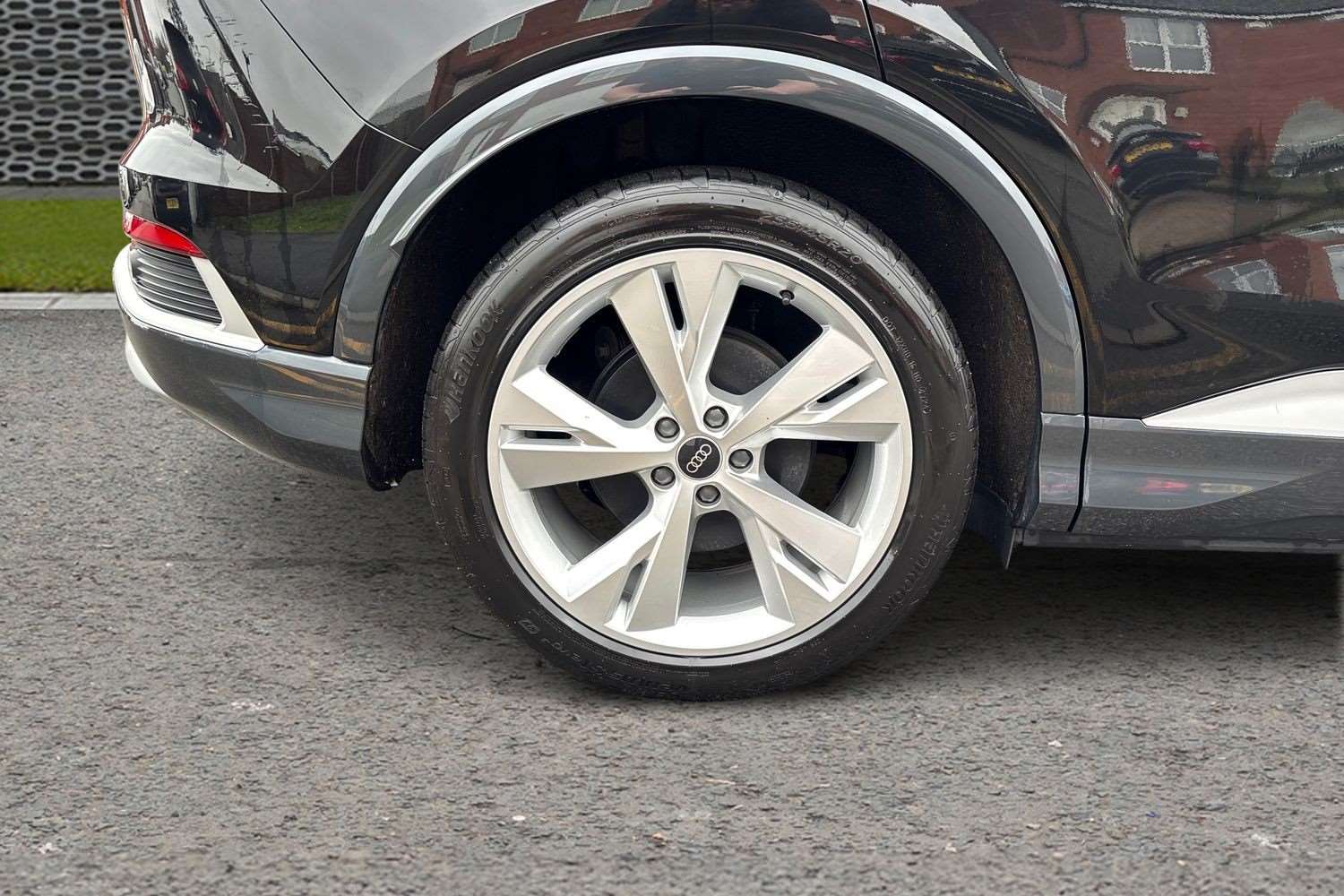 Used Audi Q4 e-tron 2025 for sale - 76929075: Photo 9