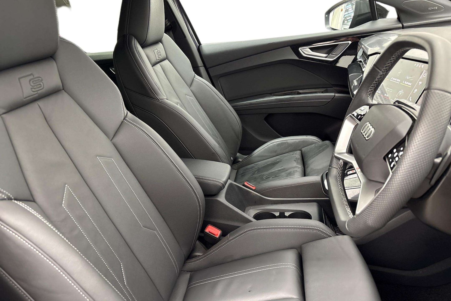 Used Audi Q4 e-tron 2025 for sale - 77772329: Photo 10