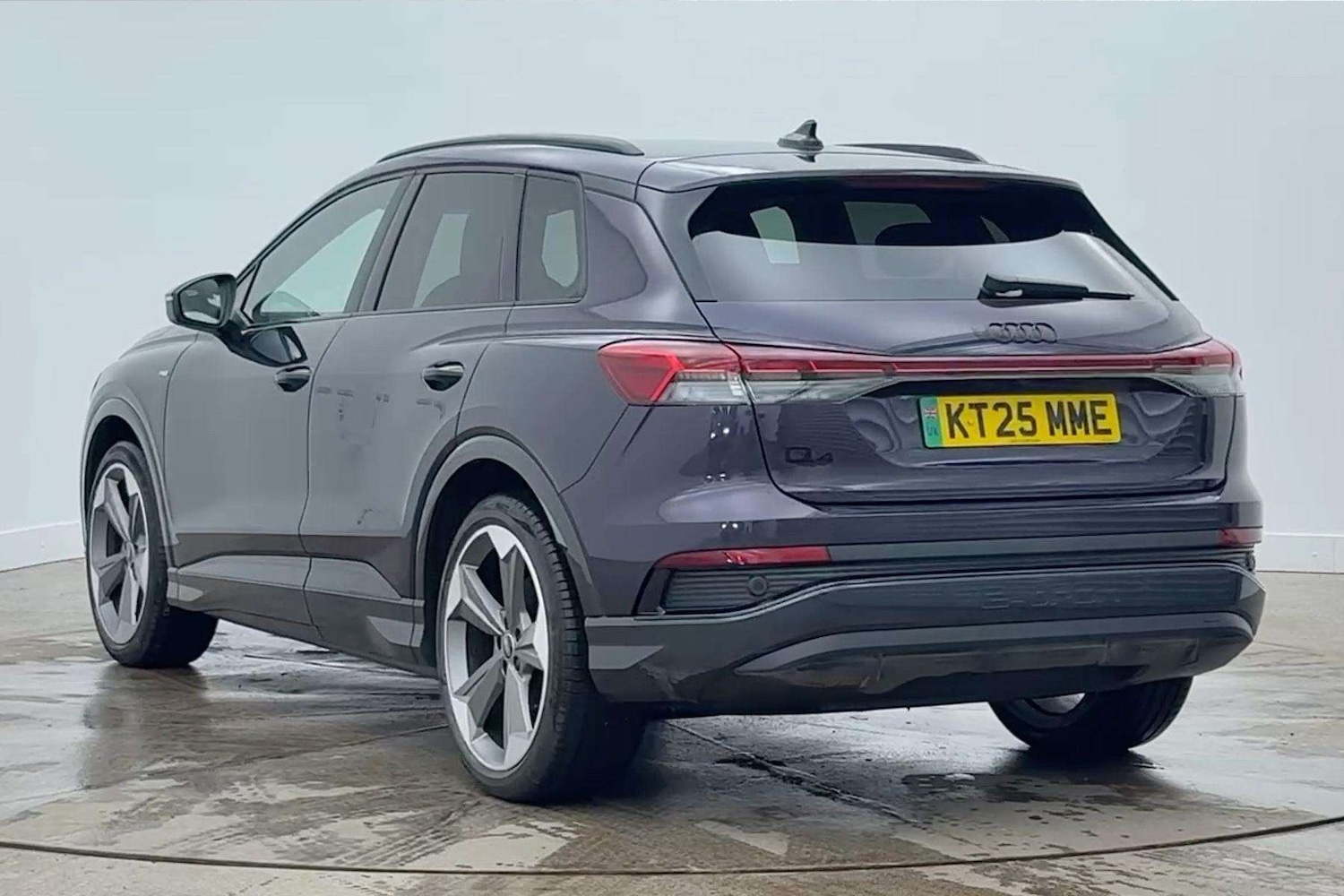 Used Audi Q4 e-tron 2025 for sale - 77772329: Photo 3