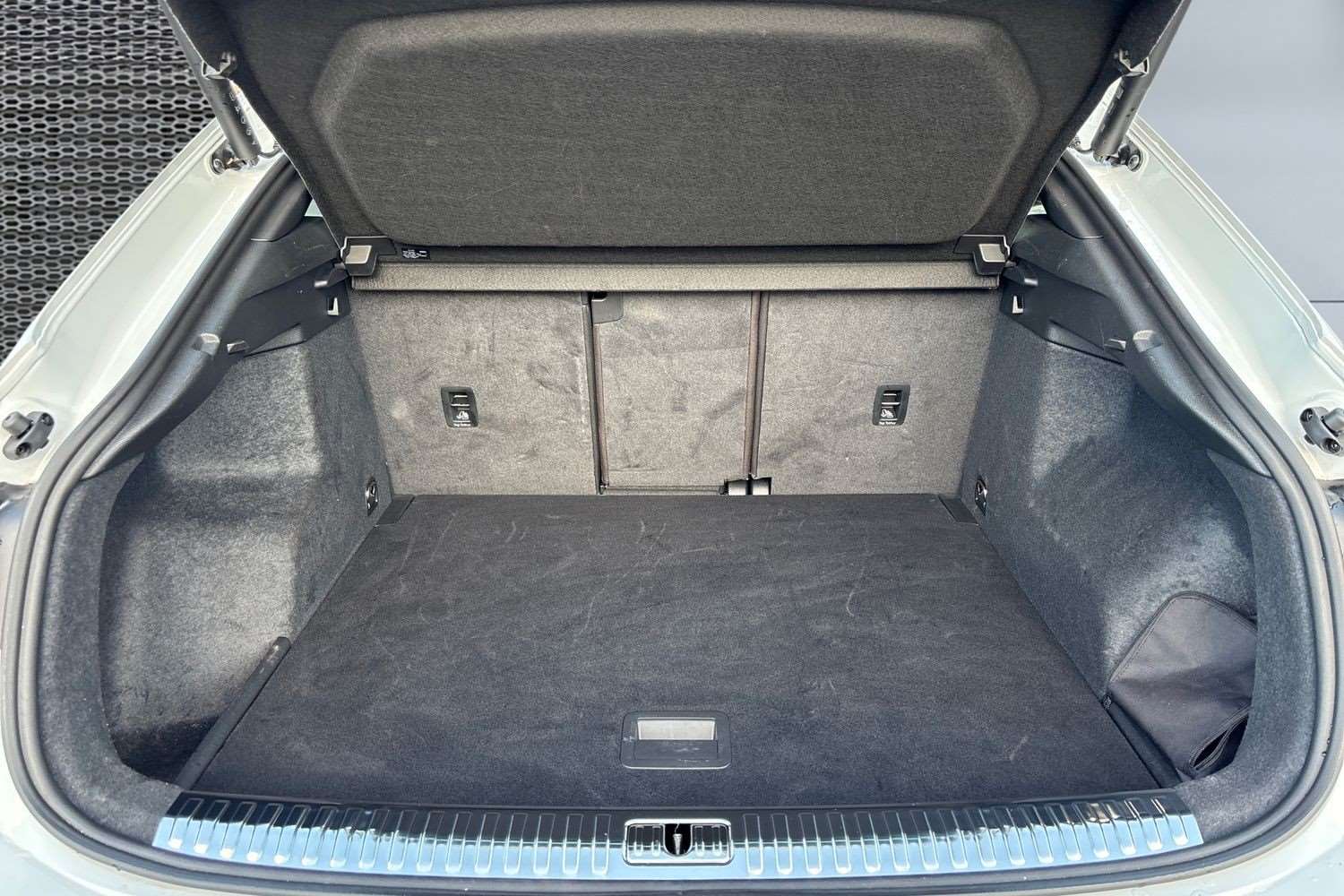 Used Audi Q3 2025 for sale - 77756615: Photo 13