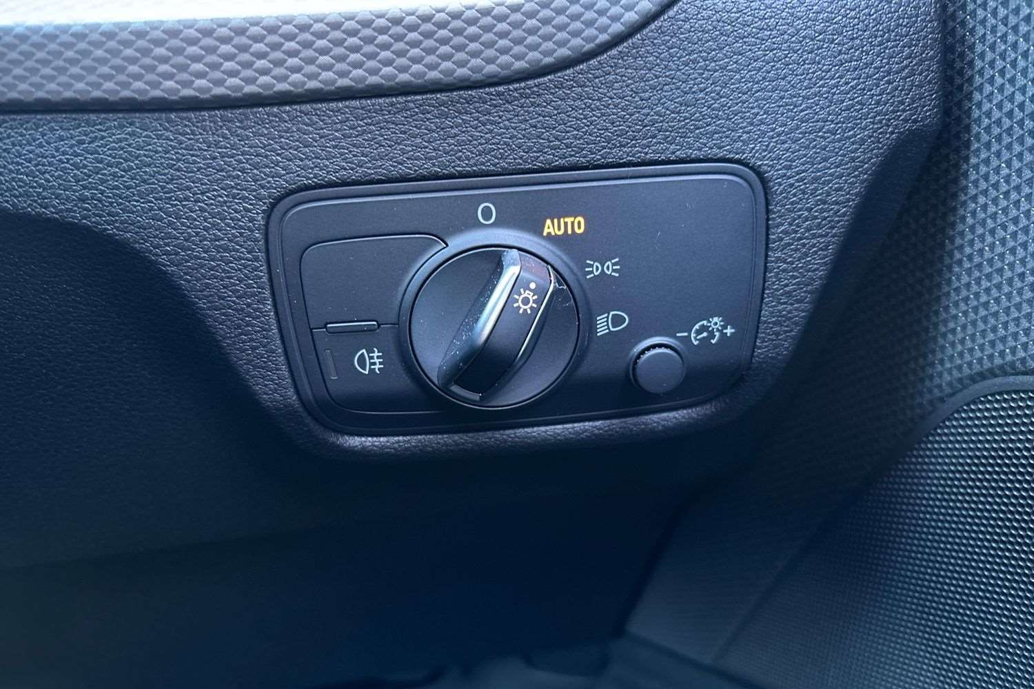 Used Audi Q2 2025 for sale - 76460399: Photo 31