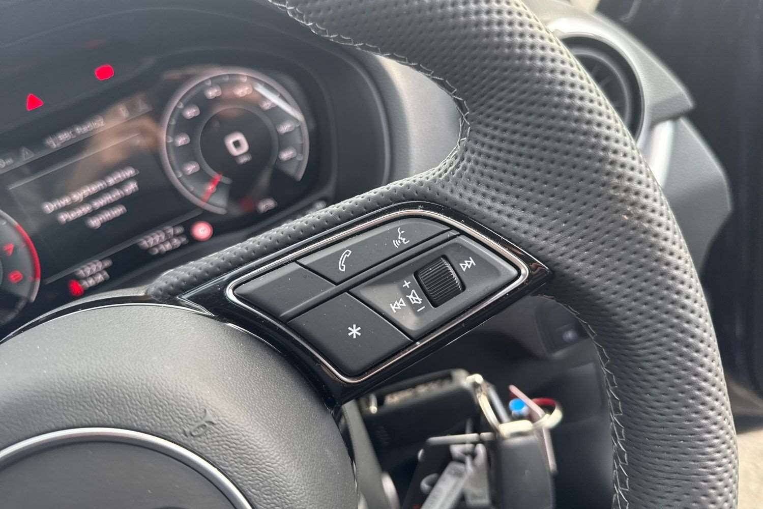 Used Audi Q2 2025 for sale - 76515574: Photo 17