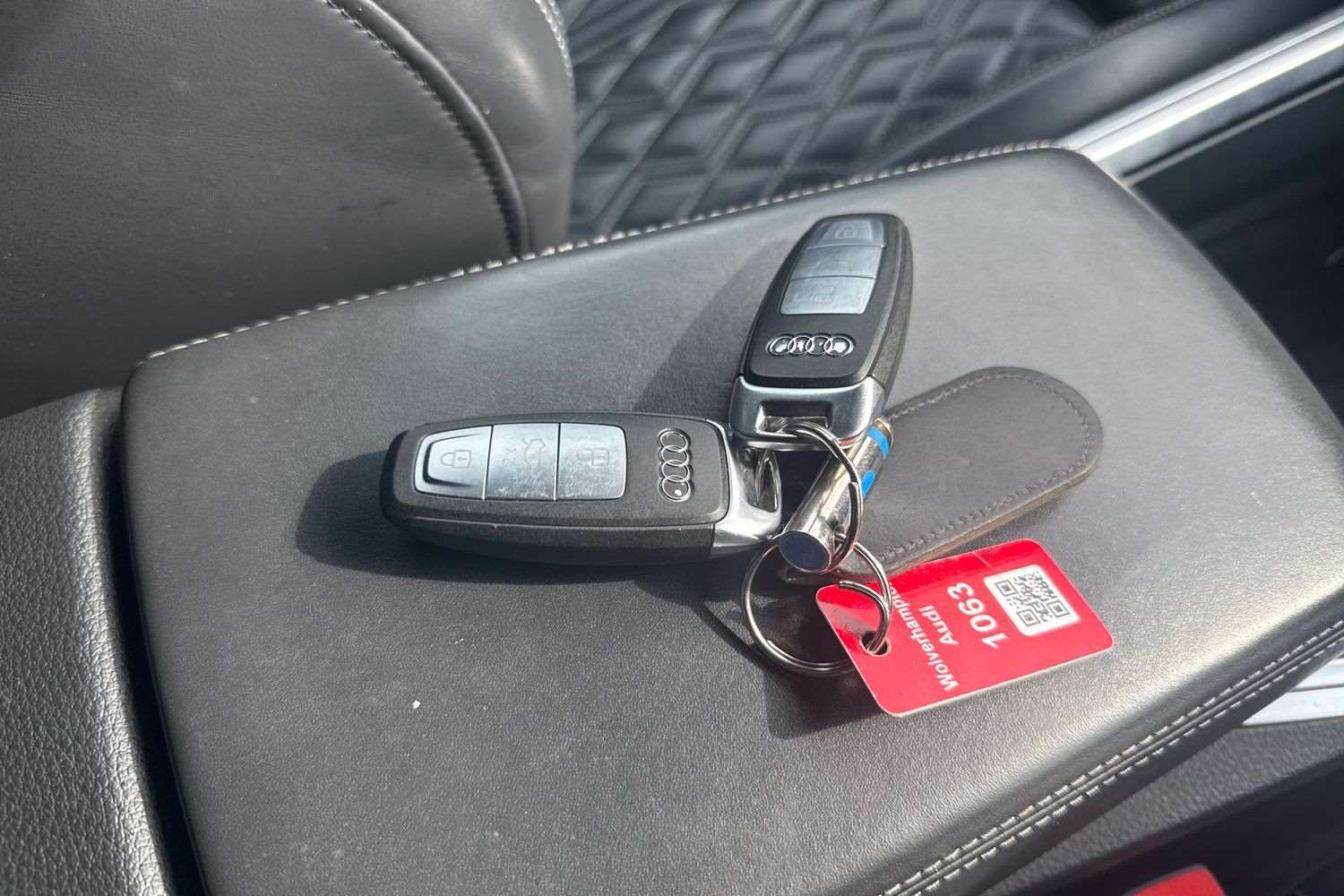 Used Audi e-tron 2022 for sale - 75733380: Photo 25