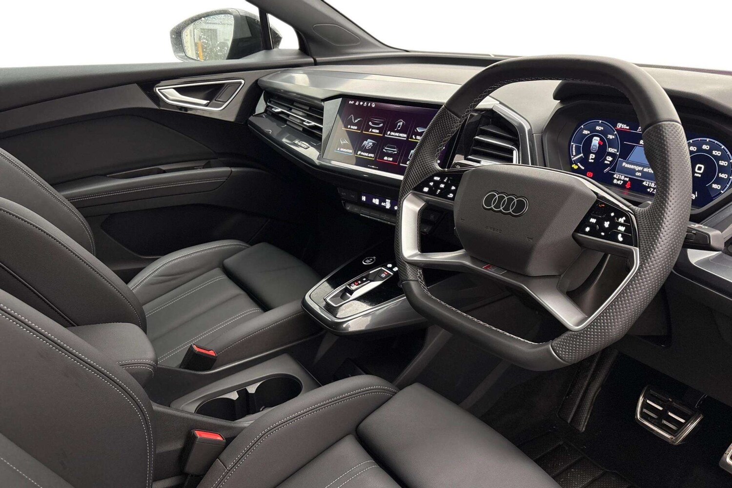 Used Audi Q4 e-tron 2025 for sale - 77553221: Photo 6