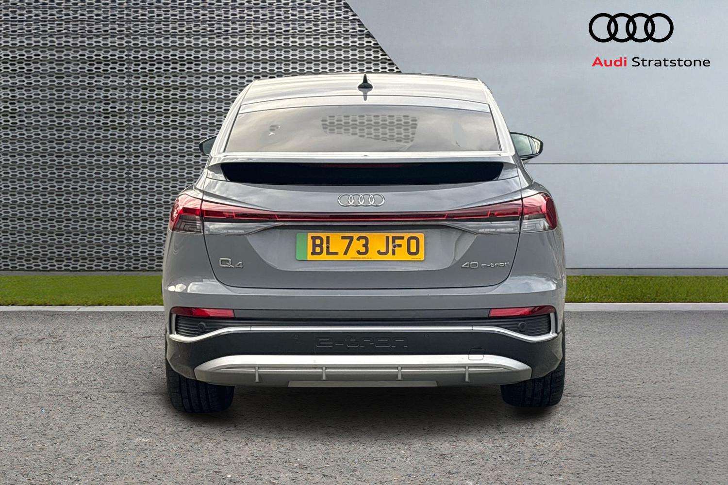 Used Audi Q4 e-tron 2023 for sale - 76624539: Photo 7