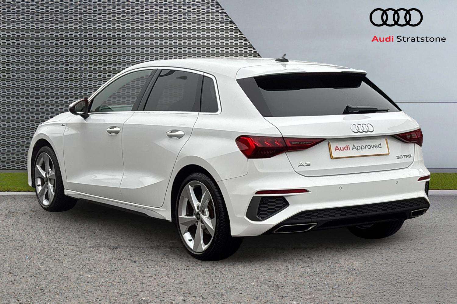 Used Audi A3 2023 for sale - 77147383: Photo 3