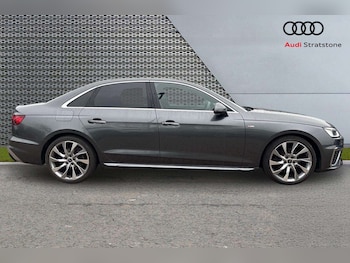 Used Audi A4 2022 for sale - 77686513: Photo