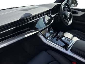 Used Audi Q7 2024 for sale - 75163702: Photo