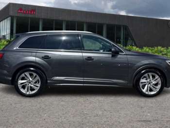 Used Audi Q7 2024 for sale - 75163702: Photo