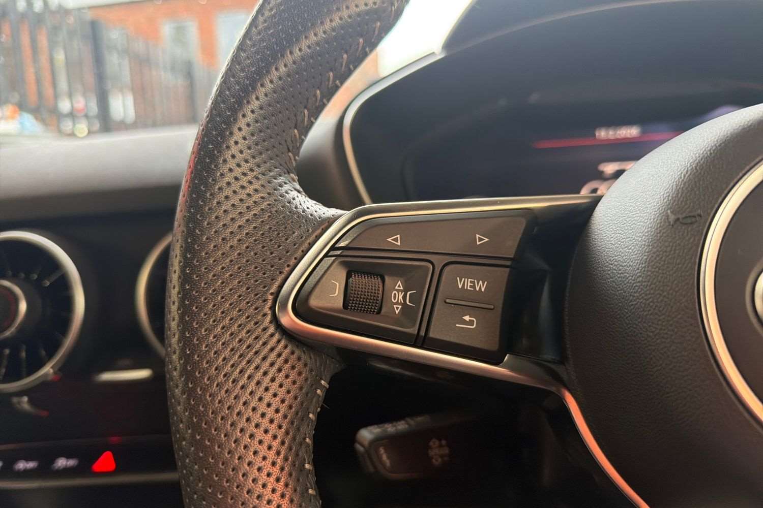 Used Audi TT 2023 for sale - 77553143: Photo 16