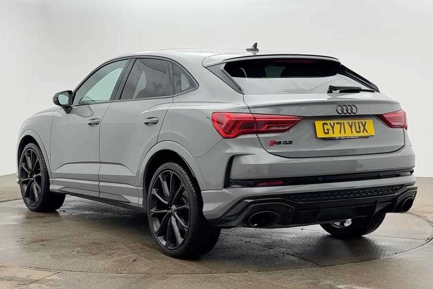 Used Audi RS Q3 2022 for sale - 78037424: Photo 3