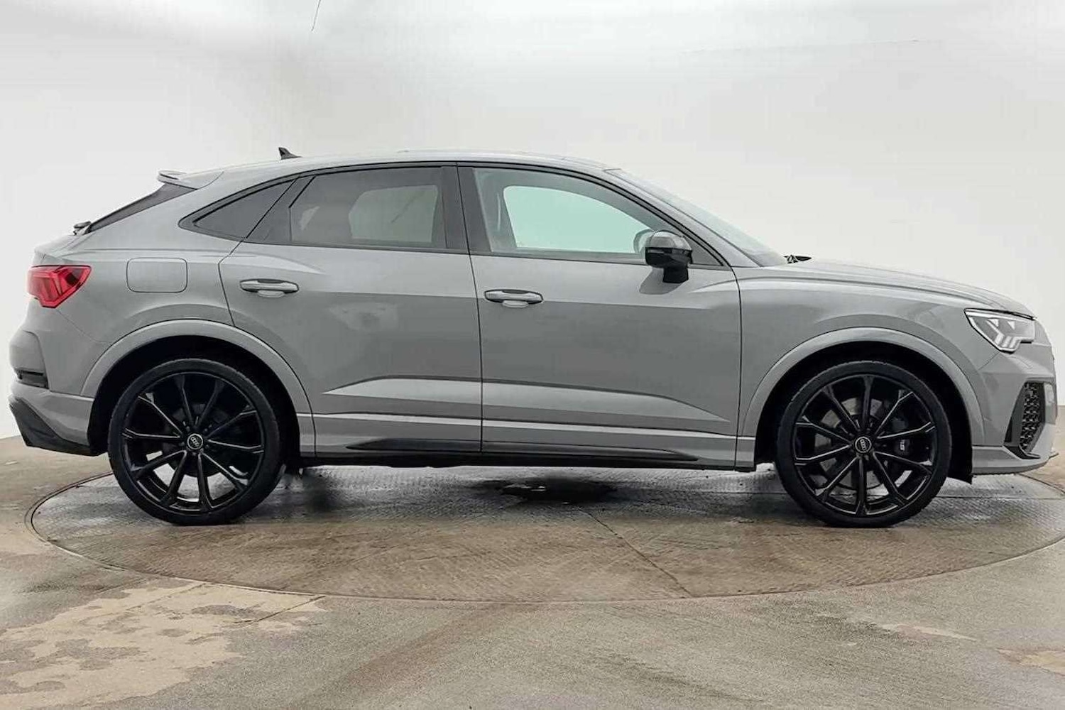 Used Audi RS Q3 2022 for sale - 78037424: Photo 4