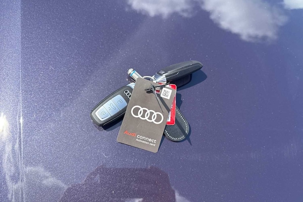 Used Audi Q4 e-tron 2025 for sale - 75177677: Photo 15