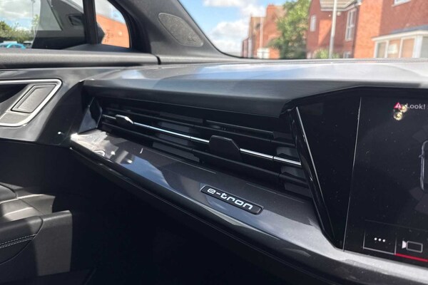 Used Audi Q4 e-tron 2025 for sale - 75177677: Photo 35