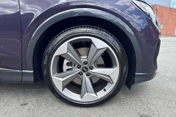 Used Audi Q4 e-tron 2025 for sale - 75177677: Photo 5