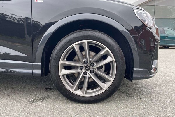 Used Audi Q3 2023 for sale - 76249058: Photo 10
