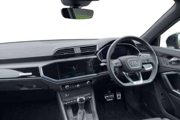 Used Audi Q3 2023 for sale - 76249058: Photo 19