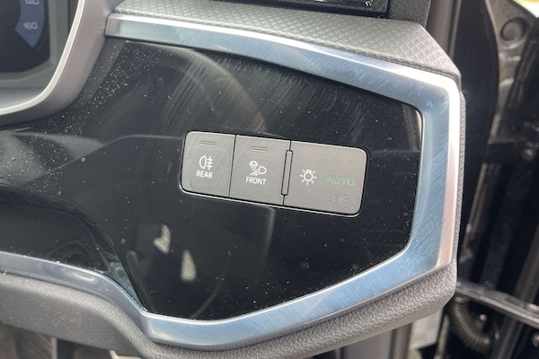 Used Audi Q3 2023 for sale - 76249058: Photo 32