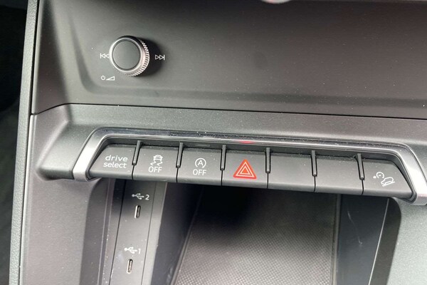 Used Audi Q3 2023 for sale - 76249058: Photo 34