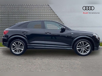 Used Audi Q3 2023 for sale - 76249058: Photo 4