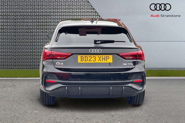 Used Audi Q3 2023 for sale - 76249058: Photo 7