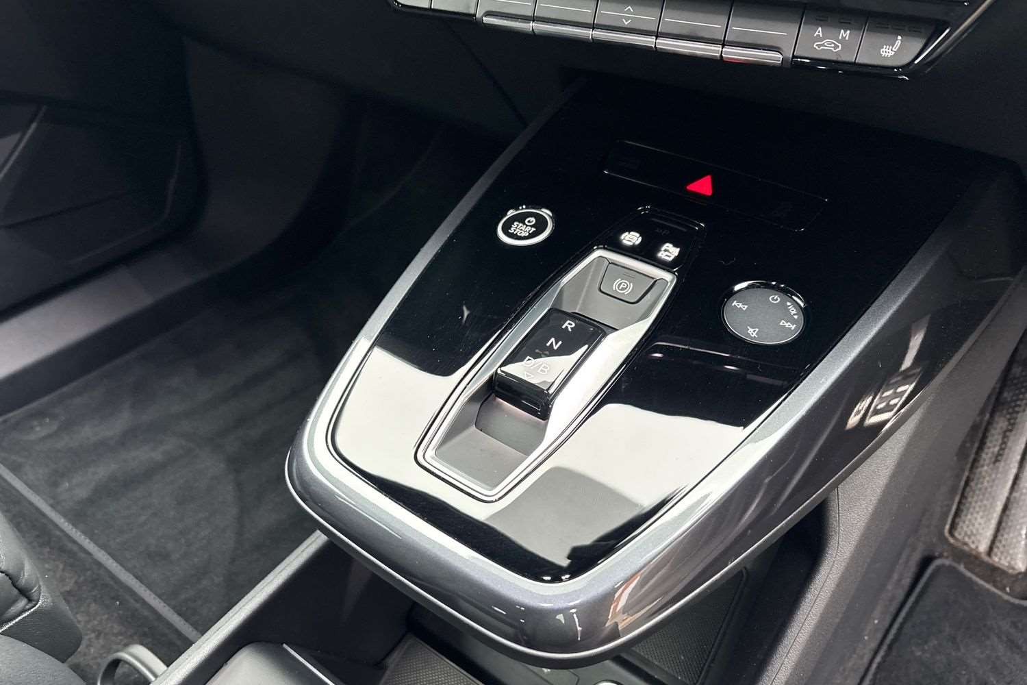 Used Audi Q4 e-tron 2025 for sale - 77147223: Photo 15