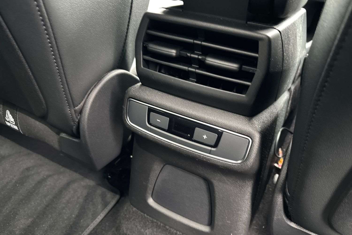 Used Audi Q4 e-tron 2025 for sale - 77147223: Photo 23