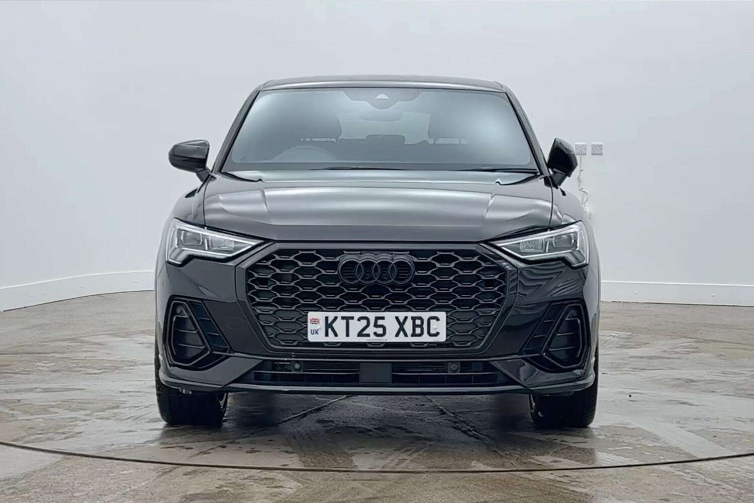 Used Audi Q3 2025 for sale - 77540765: Photo 7