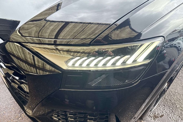 Used Audi RS Q8 2021 for sale - 75699482: Photo 32