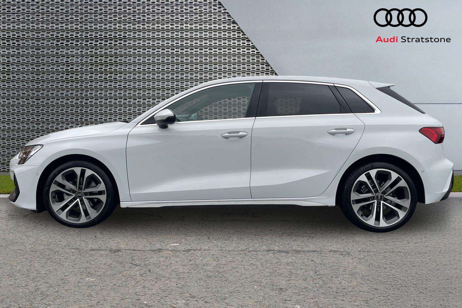 Used Audi A3 2024 for sale - 77233075: Photo 8