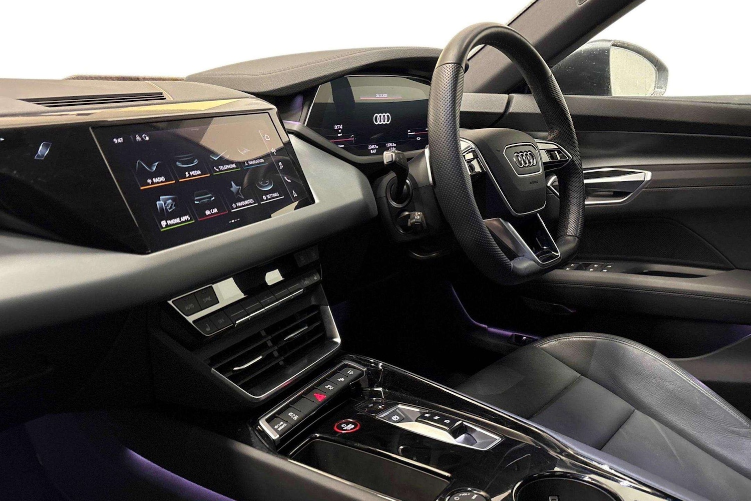 Used Audi e-tron GT 2022 for sale - 77500436: Photo 2