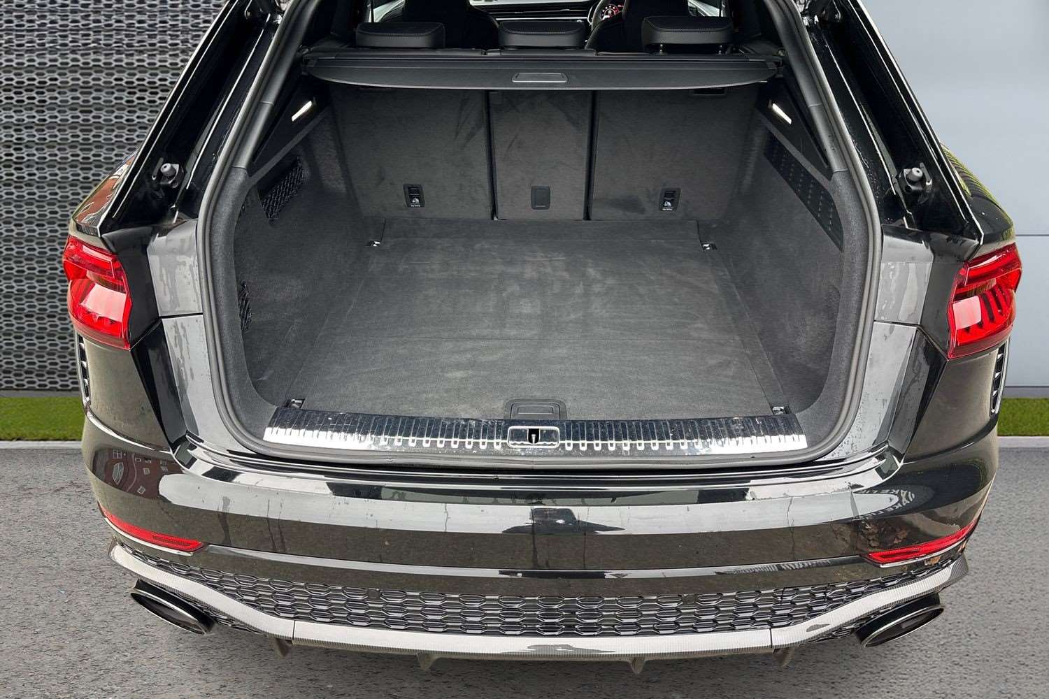 Used Audi RS Q8 2024 for sale - 77842408: Photo 13