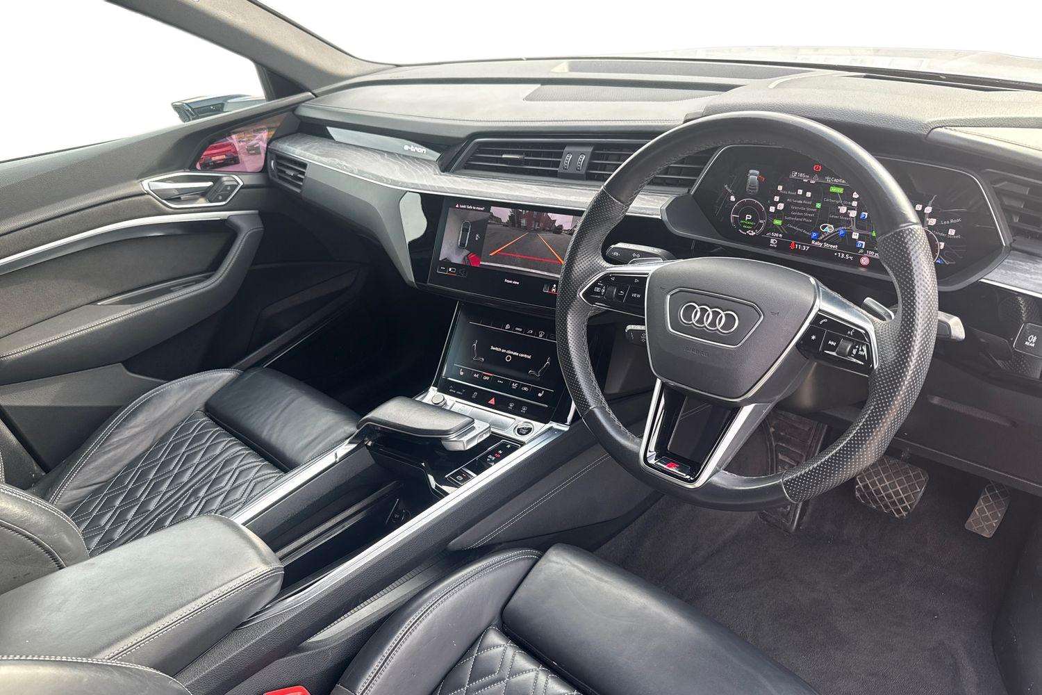 Used Audi e-tron 2022 for sale - 76732251: Photo 6