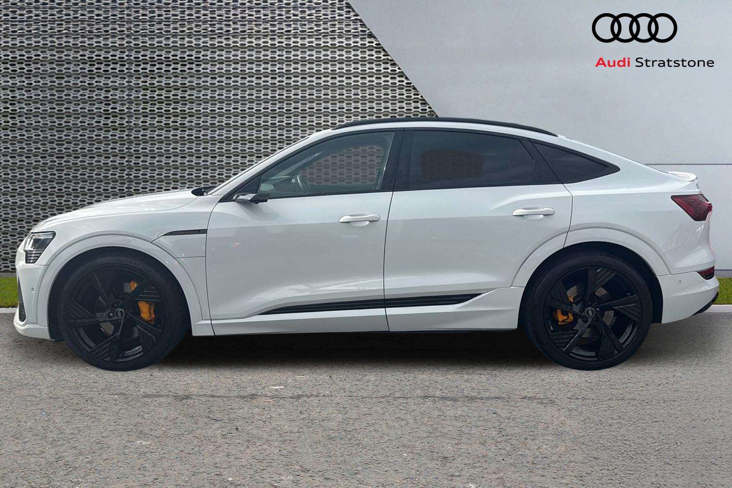 Used Audi e-tron 2022 for sale - 76732251: Photo 8