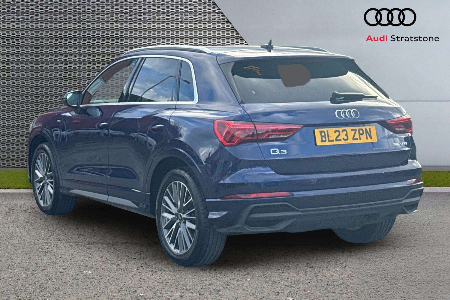 Used Audi Q3 2023 for sale - 76298335: Photo 3