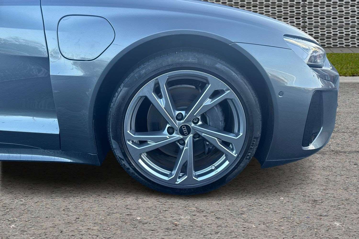 Used Audi e-tron GT 2023 for sale - 76459980: Photo 11