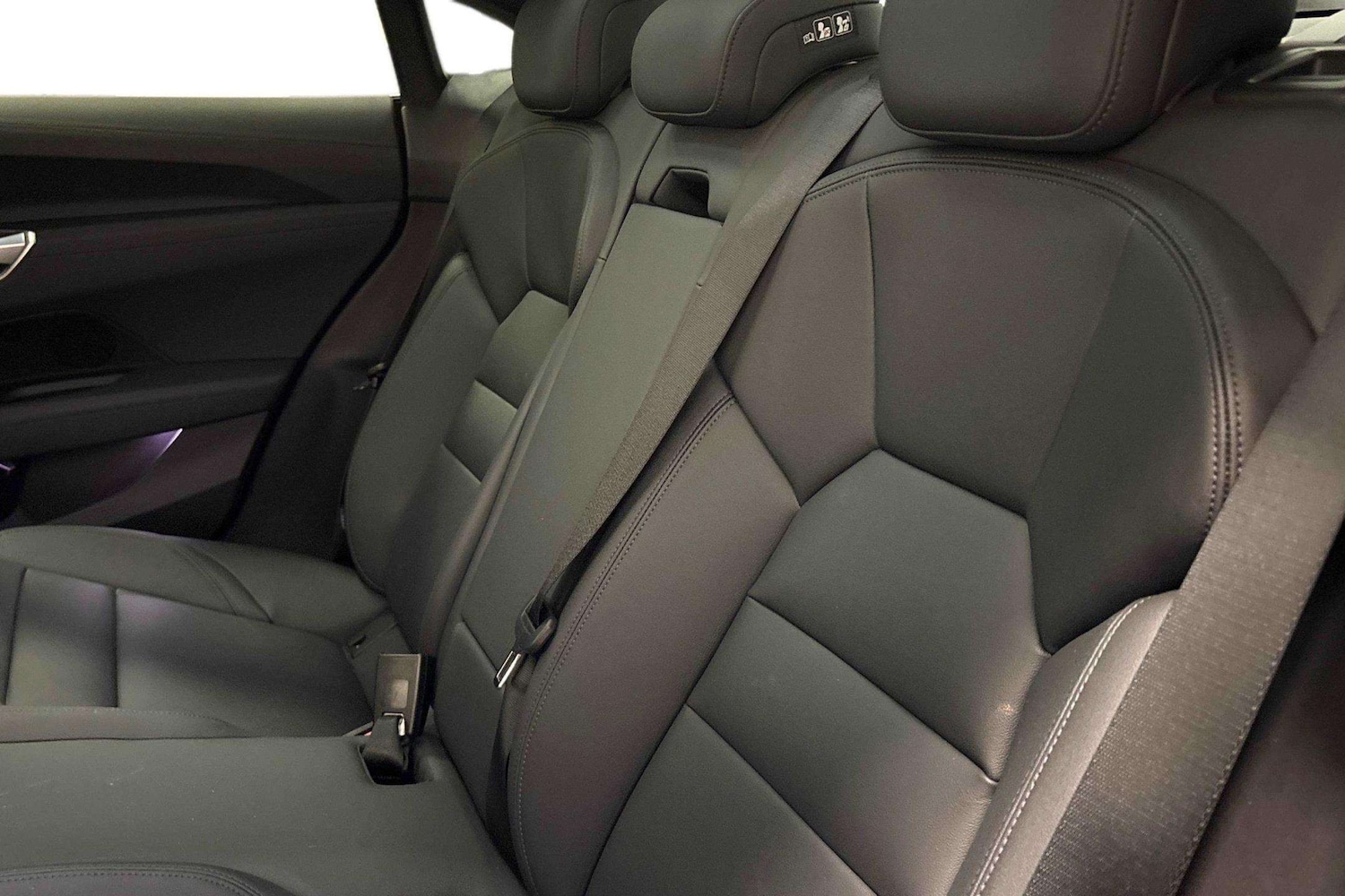 Used Audi e-tron GT 2023 for sale - 76459980: Photo 6