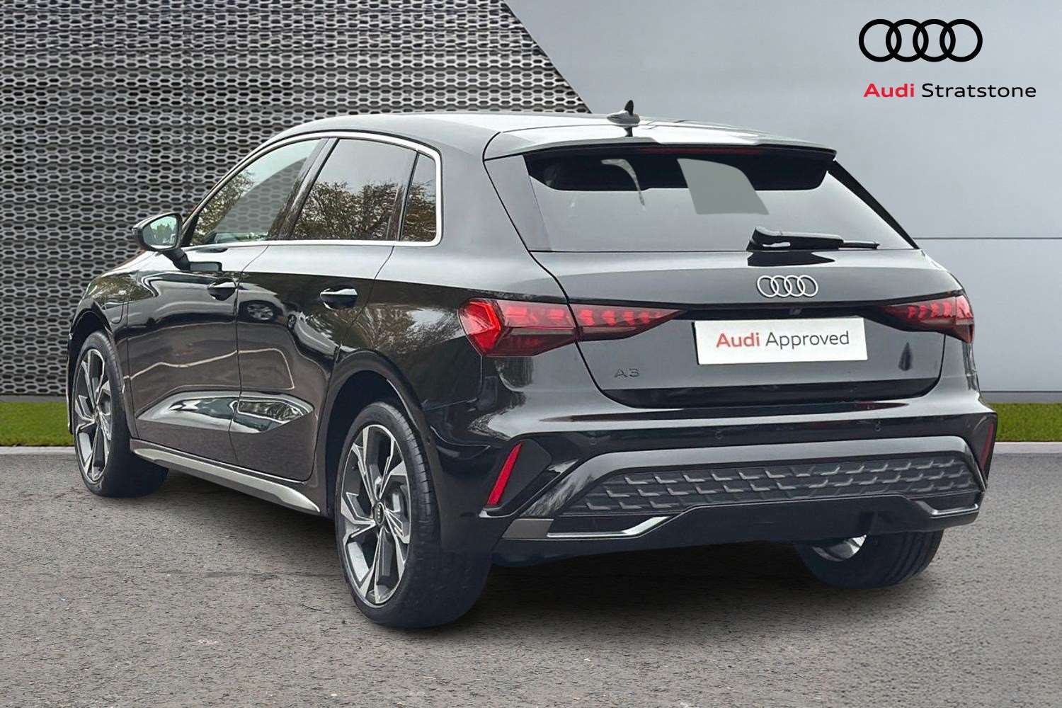 Used Audi A3 2025 for sale - 77514462: Photo 2