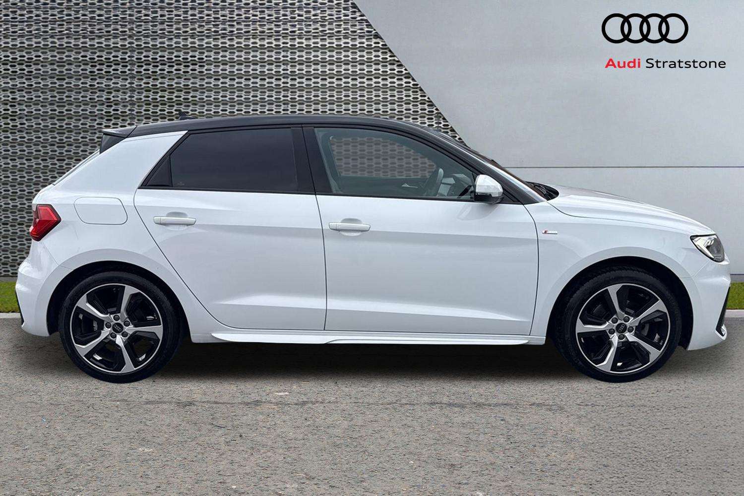 Used Audi A1 2023 for sale - 76156146: Photo 4