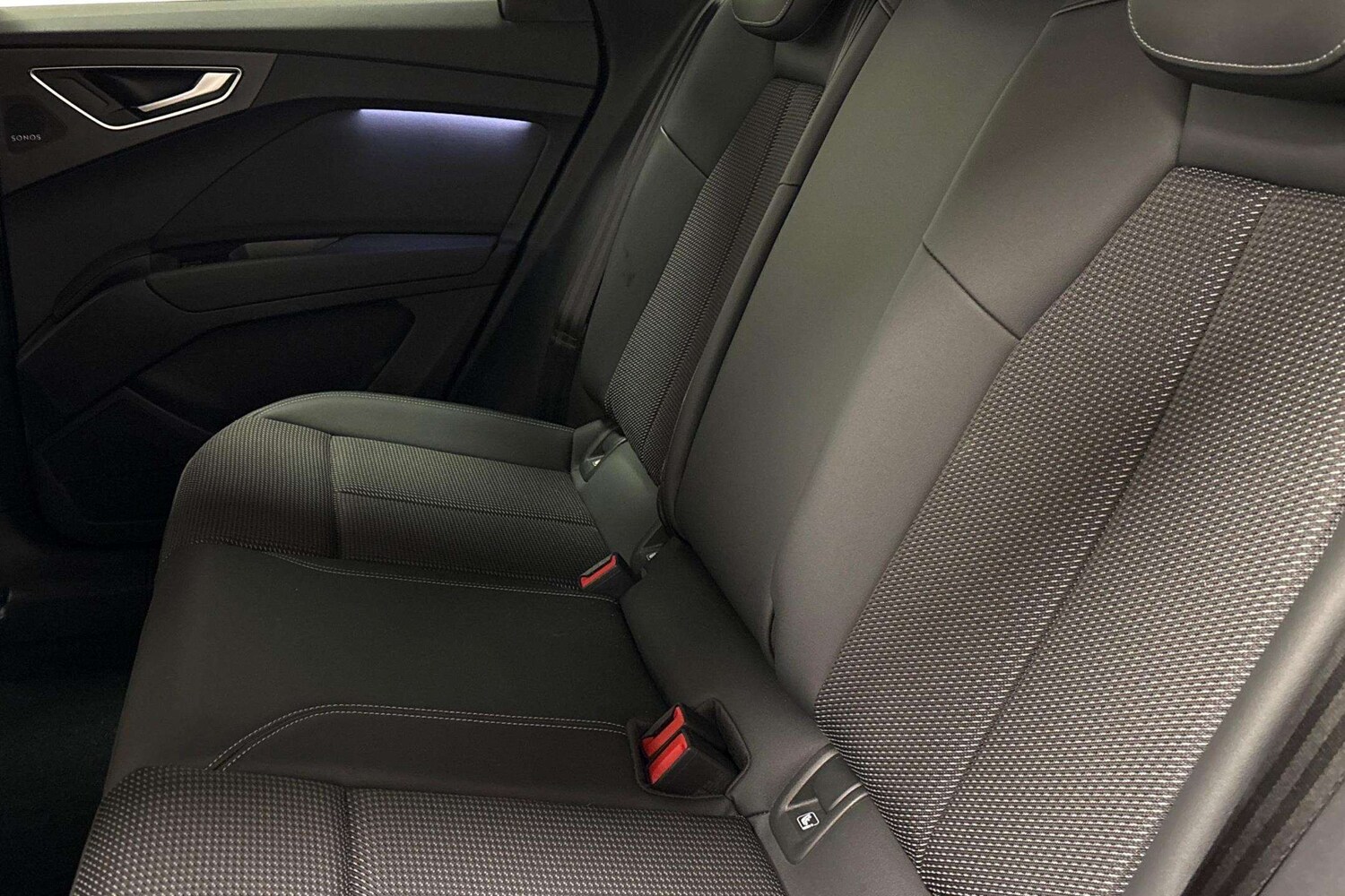 Used Audi Q4 e-tron 2022 for sale - 77972789: Photo 7