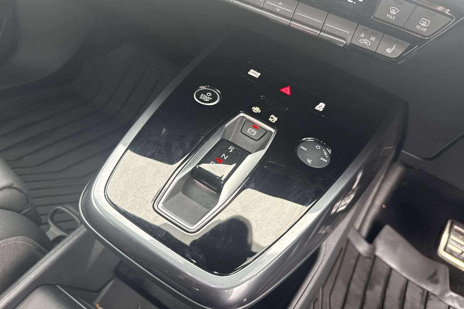 Used Audi Q4 e-tron 2025 for sale - 76272143: Photo 15