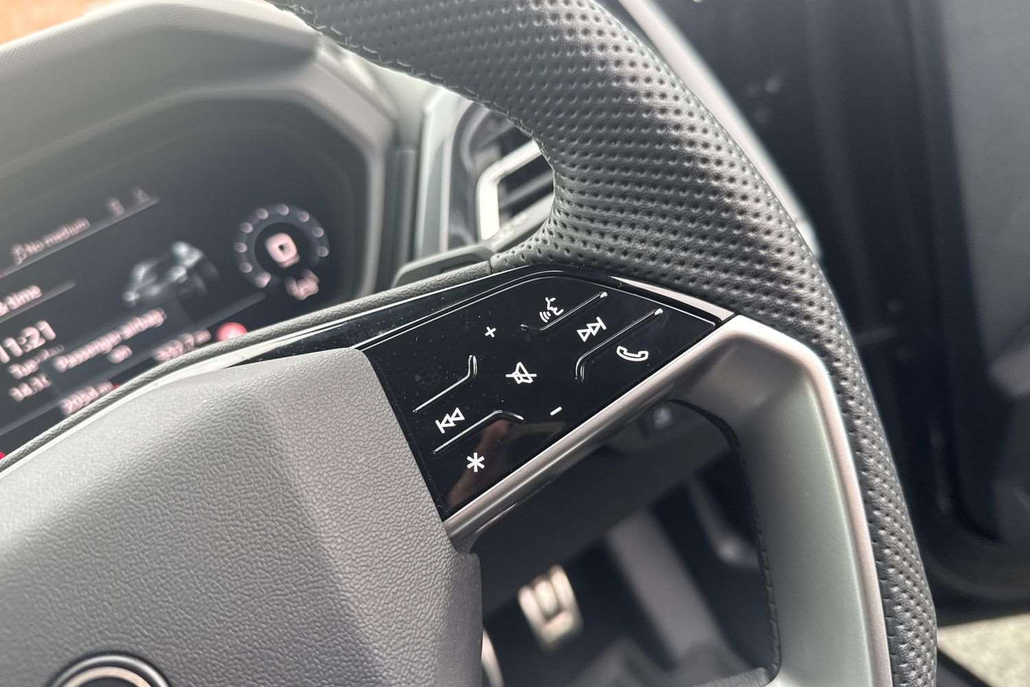 Used Audi Q4 e-tron 2025 for sale - 76272143: Photo 17