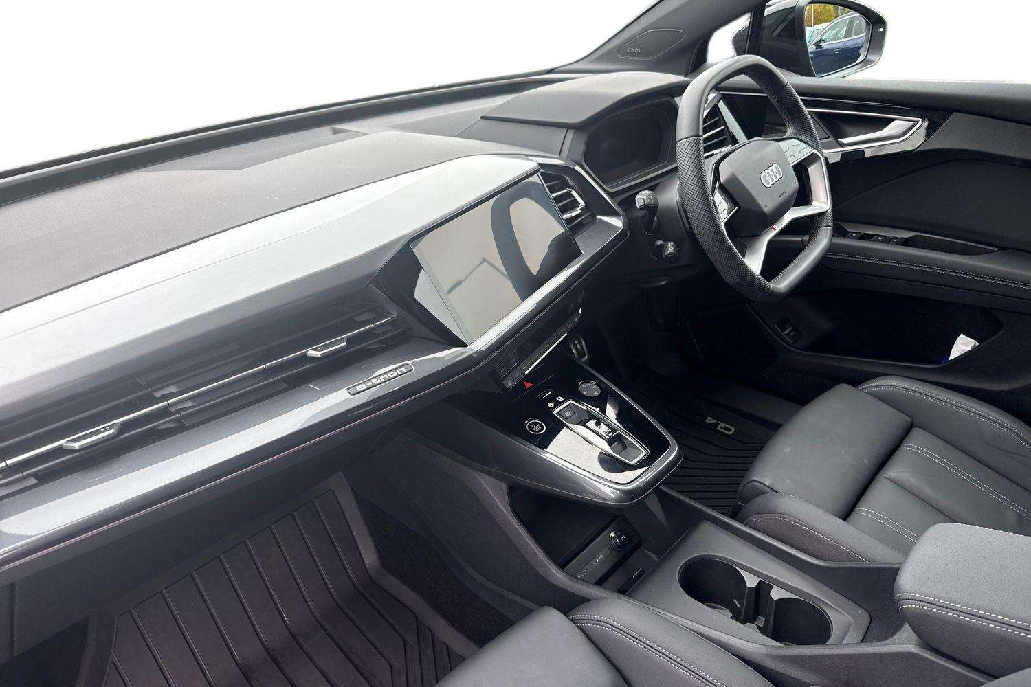 Used Audi Q4 e-tron 2025 for sale - 76272143: Photo 2