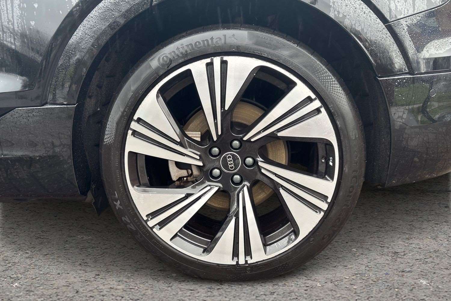 Used Audi Q8 2023 for sale - 77281946: Photo 10