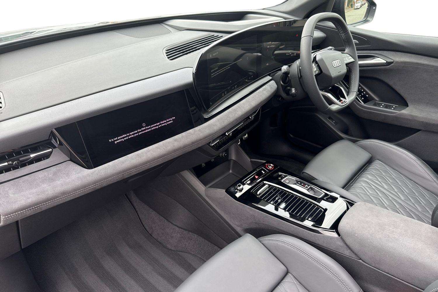 Used Audi Q6 e-tron 2024 for sale - 76732204: Photo 2