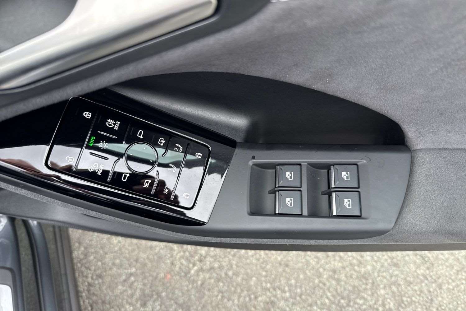 Used Audi Q6 e-tron 2024 for sale - 76732204: Photo 21