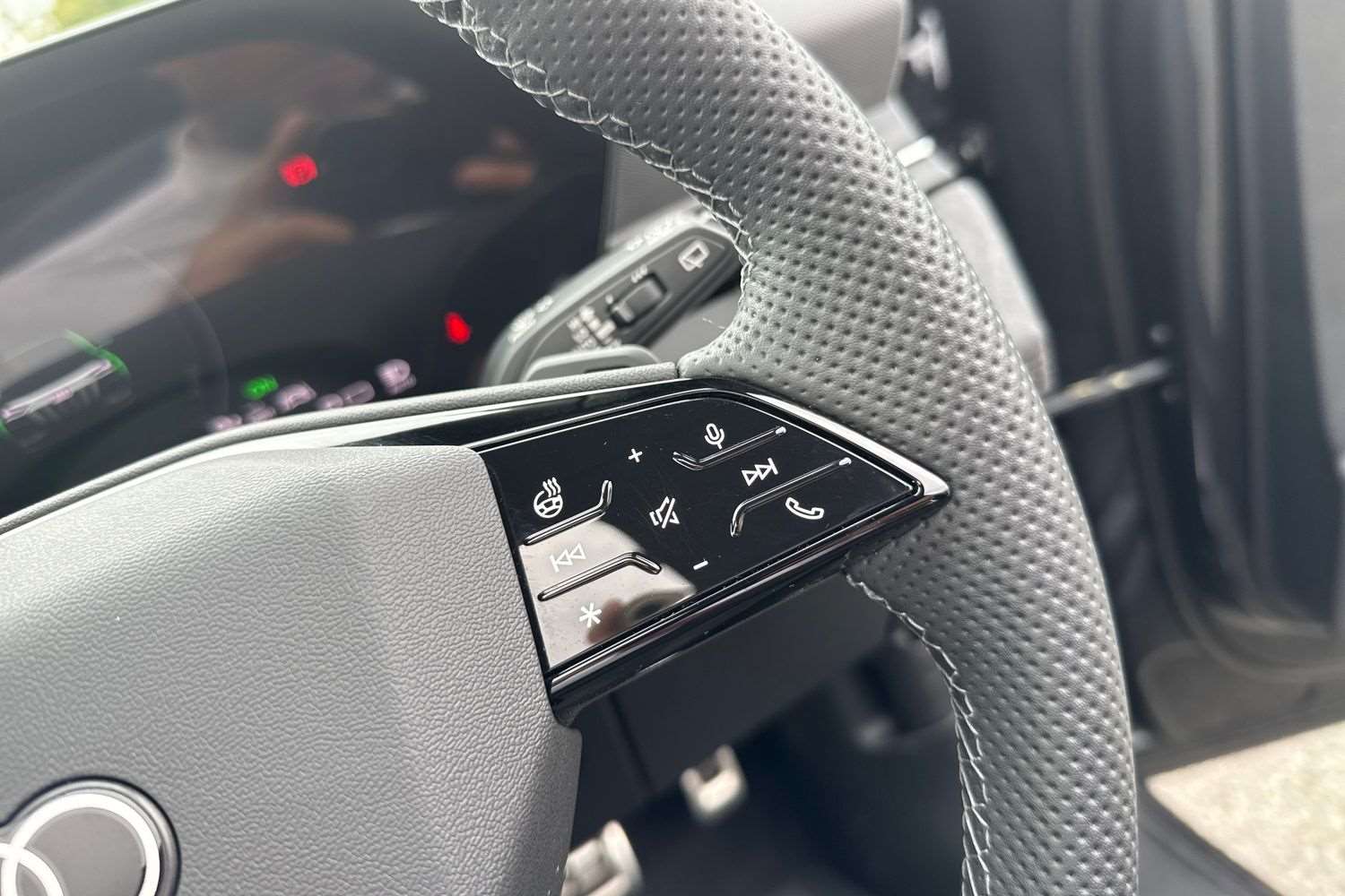 Used Audi Q6 e-tron 2024 for sale - 76732204: Photo 30