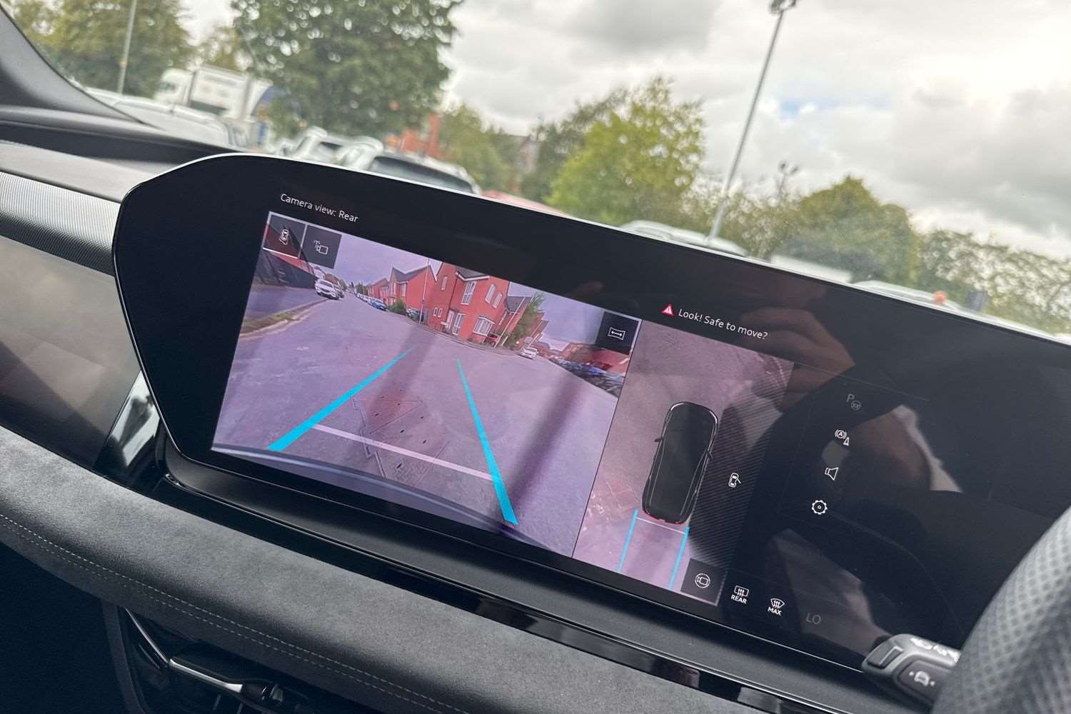 Used Audi Q6 e-tron 2024 for sale - 76732204: Photo 31