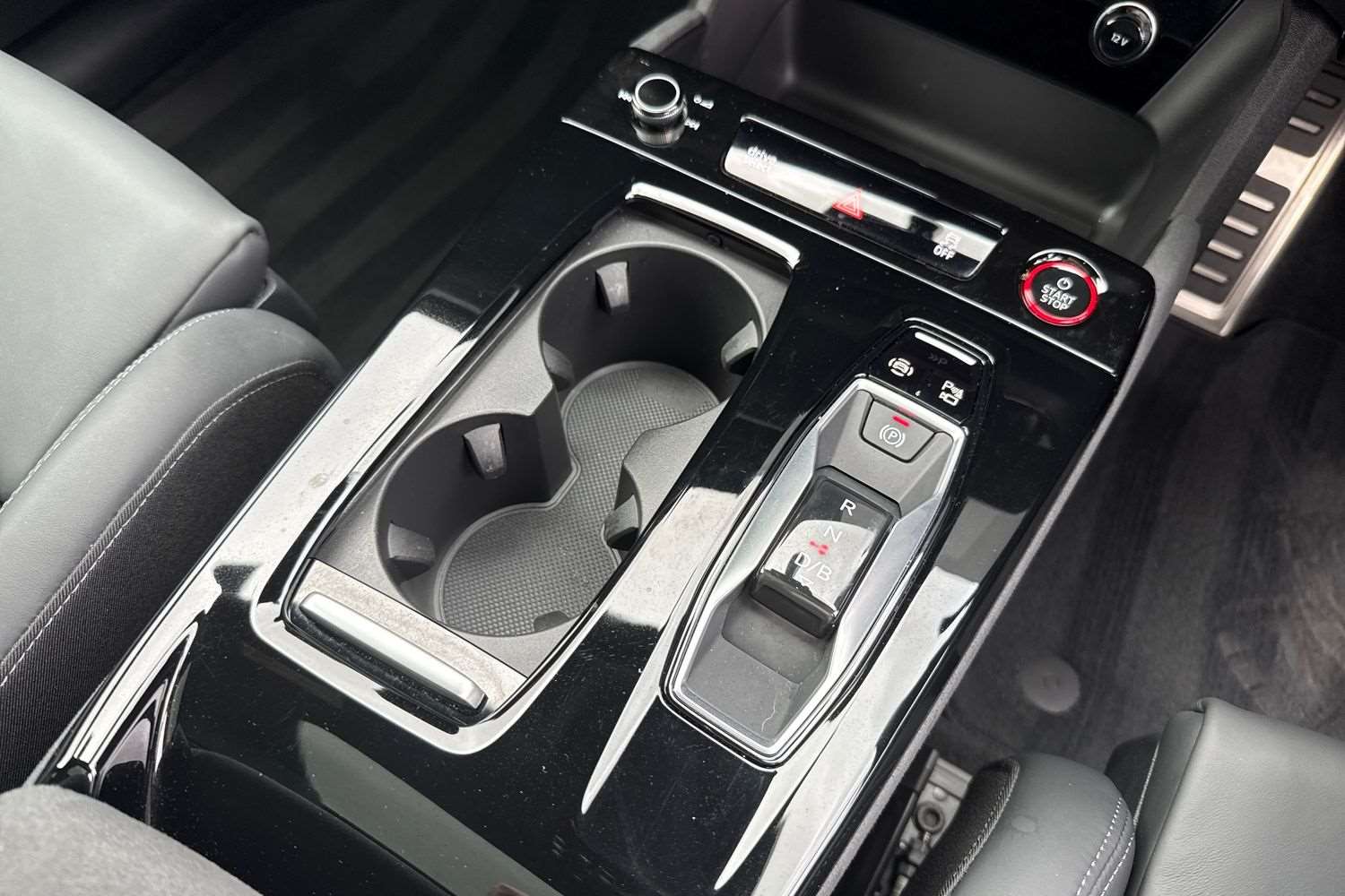 Used Audi Q6 e-tron 2024 for sale - 76732204: Photo 32